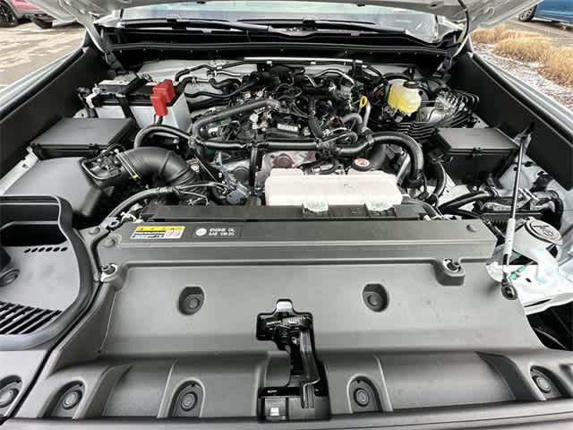 Thumbnail: 2025 Toyota 4Runner - 25