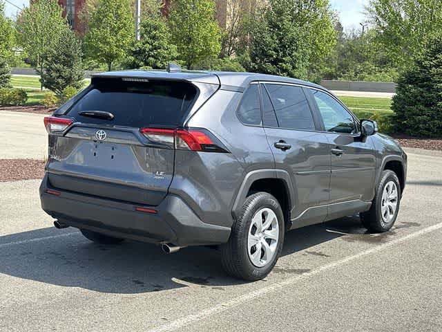 Thumbnail: 2022 Toyota RAV4 - 22
