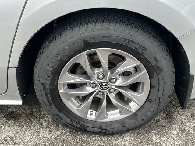 Thumbnail: 2023 Toyota Sienna - 5