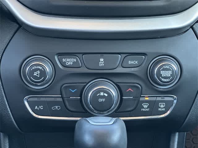 Thumbnail: 2014 Jeep Cherokee - 13