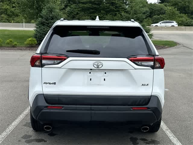 2021 Toyota RAV4 XLE 4