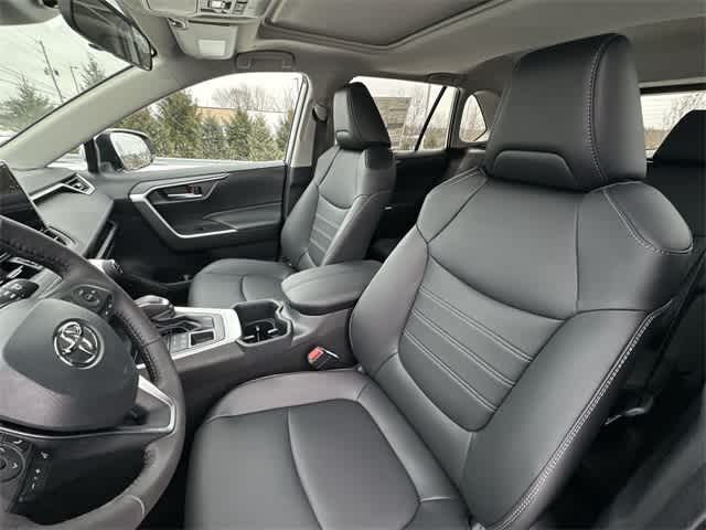 Thumbnail: 2025 Toyota RAV4 - 16