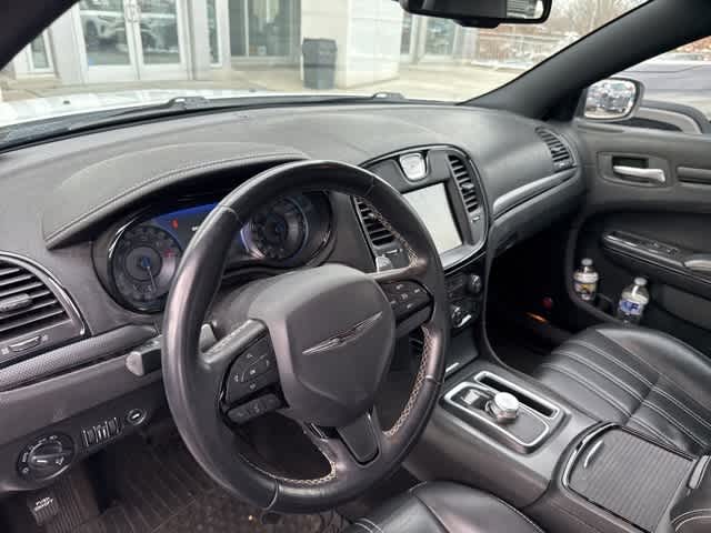 Thumbnail: 2016 Chrysler 300 - 7