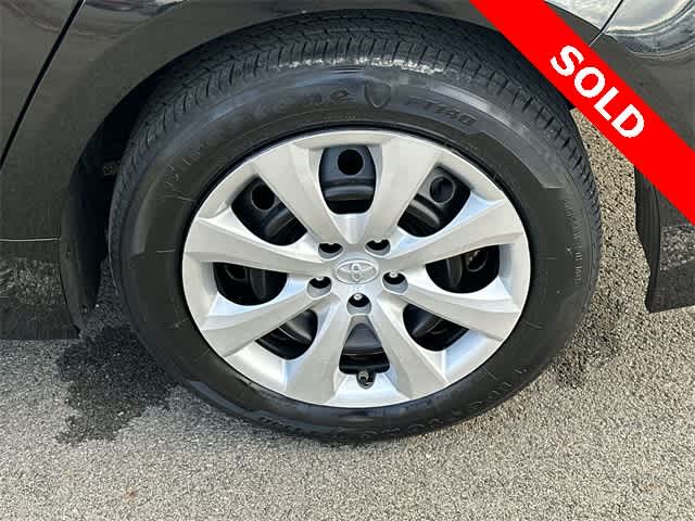 Thumbnail: 2022 Toyota Corolla - 5