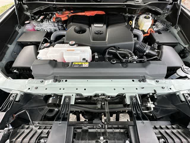 Thumbnail: 2025 Toyota Tundra - 25