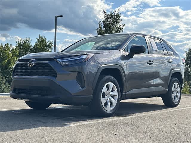 Thumbnail: 2023 Toyota RAV4 - 17