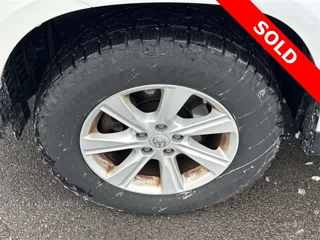 Thumbnail: 2012 Toyota Highlander - 19