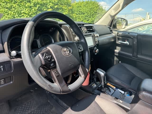 Thumbnail: 2018 Toyota 4Runner - 5