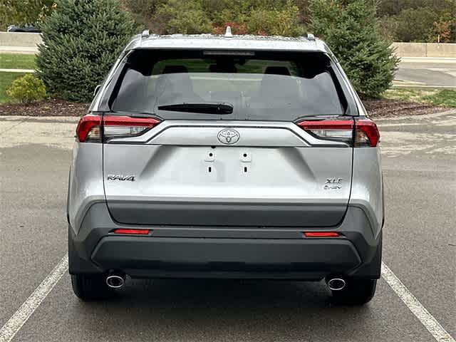 Thumbnail: 2025 Toyota RAV4 - 4