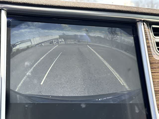 Thumbnail: 2015 Tesla Model S - 13