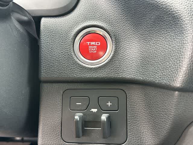 Thumbnail: 2023 Toyota Tundra - 10