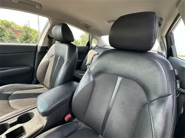 2018 Kia Optima S 14