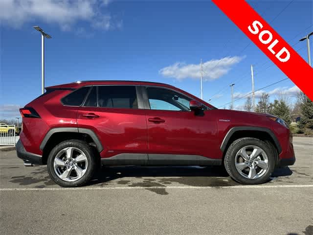 Thumbnail: 2021 Toyota RAV4 - 3