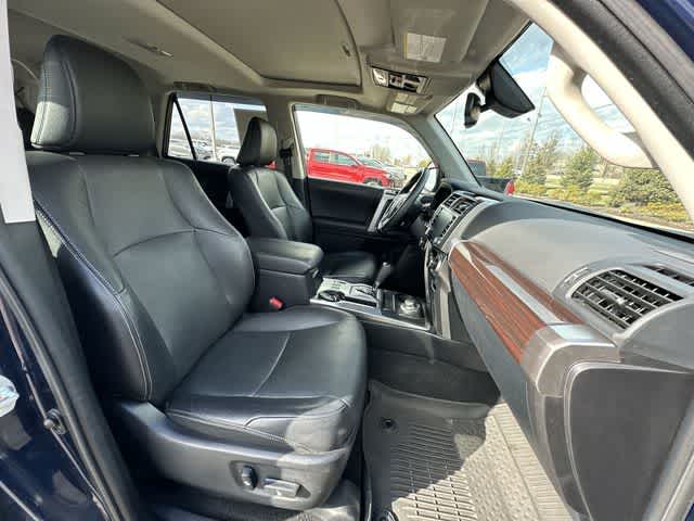 Thumbnail: 2022 Toyota 4Runner - 21