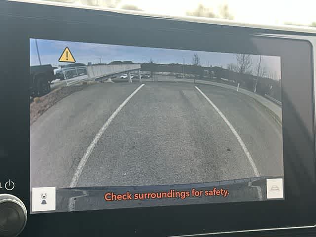 Thumbnail: 2023 Toyota RAV4 - 14