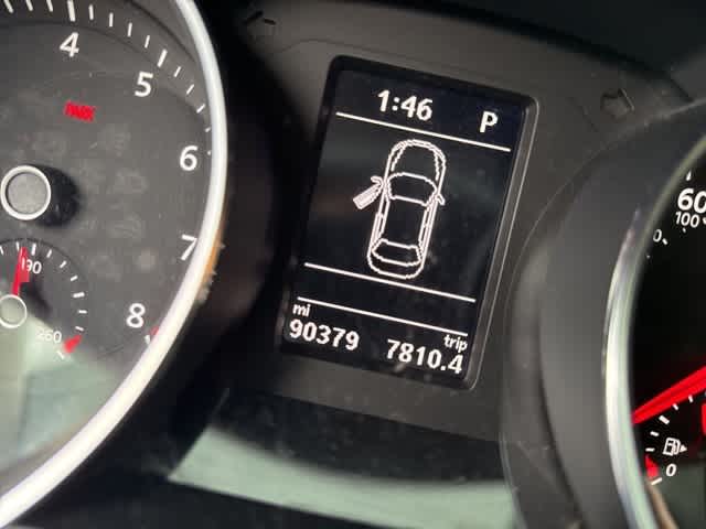 Thumbnail: 2017 Volkswagen Jetta - 9