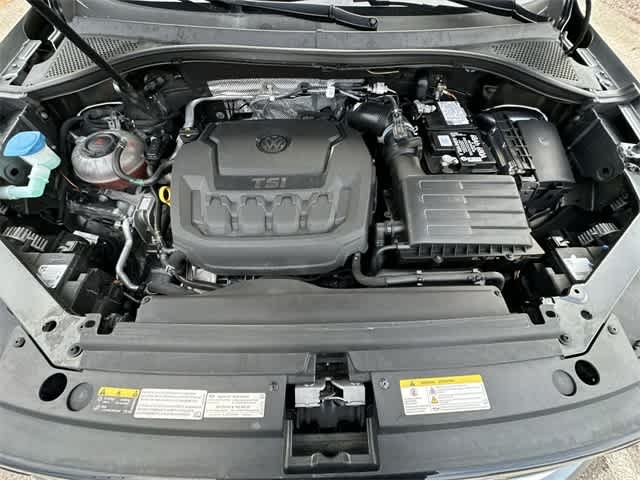 Thumbnail: 2022 Volkswagen Tiguan - 25