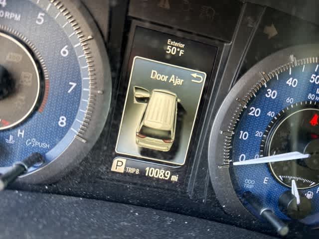 Thumbnail: 2018 Toyota Sienna - 9