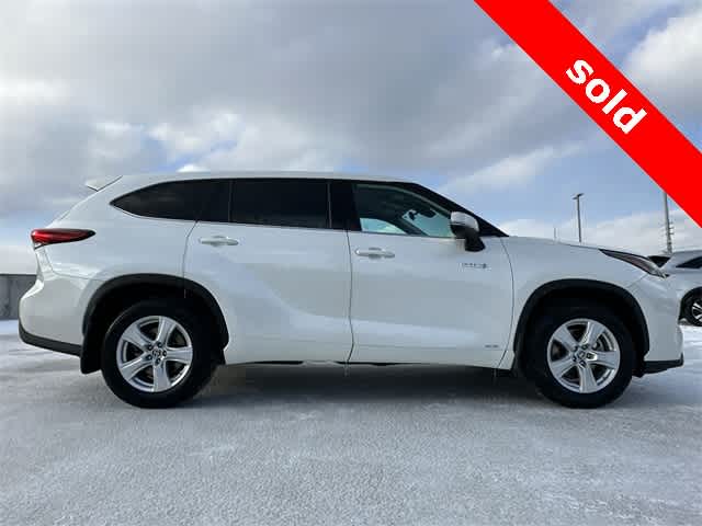 Thumbnail: 2021 Toyota Highlander - 3