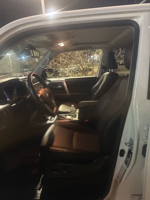 Thumbnail: 2021 Toyota 4Runner - 7