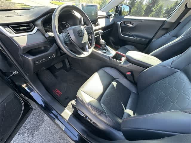 Thumbnail: 2022 Toyota RAV4 - 16