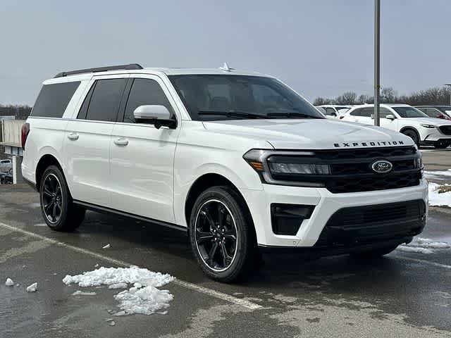Thumbnail: 2023 Ford Expedition MAX - 23