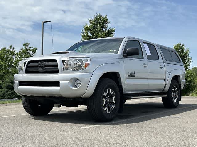 Thumbnail: 2010 Toyota Tacoma - 18