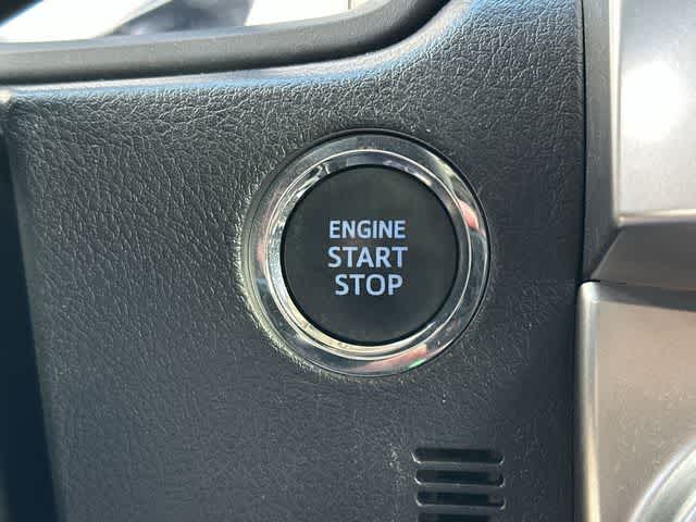 Thumbnail: 2022 Toyota 4Runner - 12