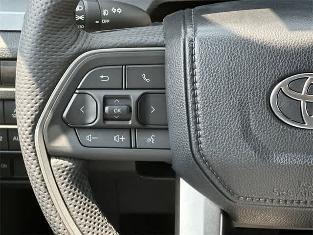 2024 Toyota Tacoma TRD Off-Road 8