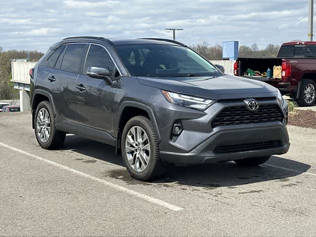 Thumbnail: 2022 Toyota RAV4 - 22