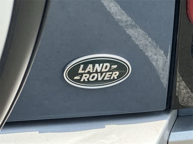 Thumbnail: 2022 Land Rover Defender - 28