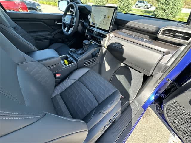 Thumbnail: 2025 Toyota Tacoma - 19