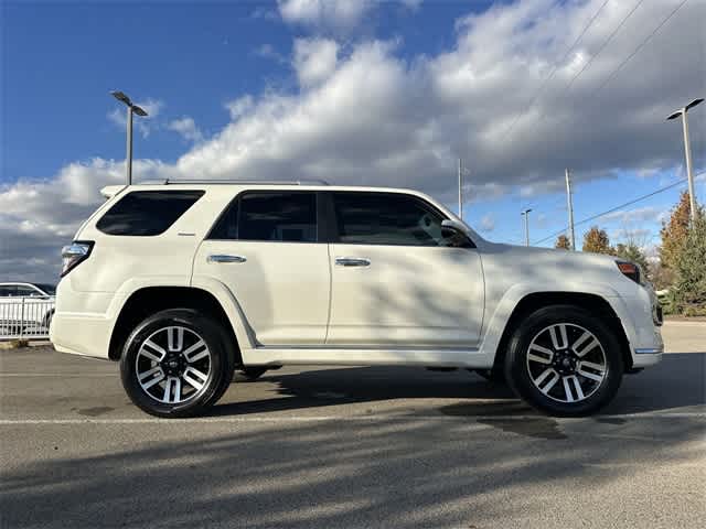 Thumbnail: 2022 Toyota 4Runner - 3