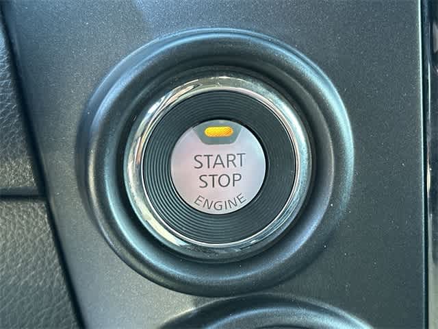 Thumbnail: 2023 Nissan Titan - 11