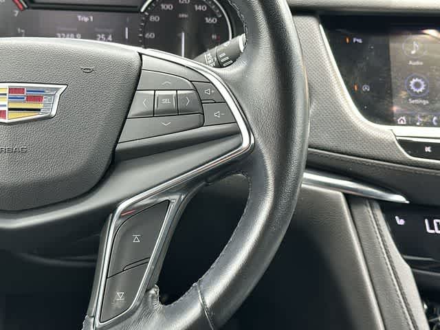 Thumbnail: 2021 Cadillac XT5 - 9