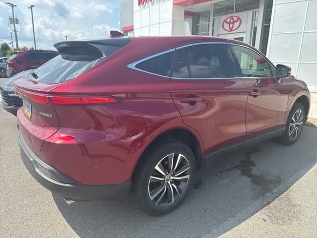 Thumbnail: 2022 Toyota Venza - 3