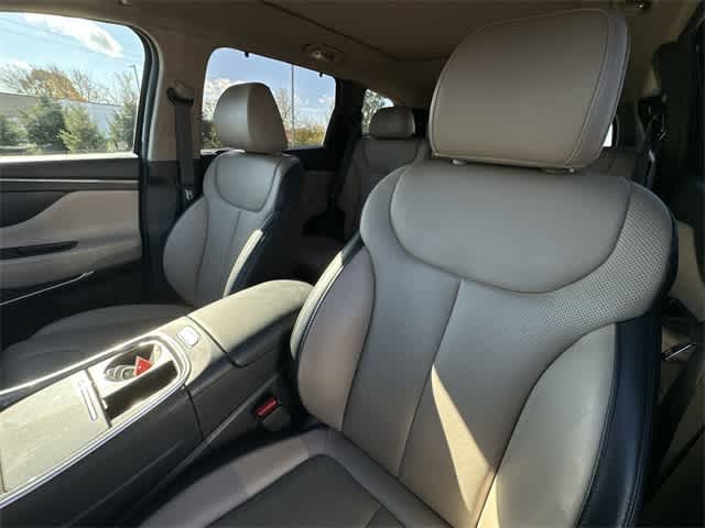 Thumbnail: 2023 Hyundai Santa Fe - 17