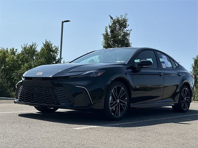 Thumbnail: 2025 Toyota Camry - 25