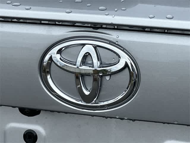 Thumbnail: 2025 Toyota RAV4 - 25