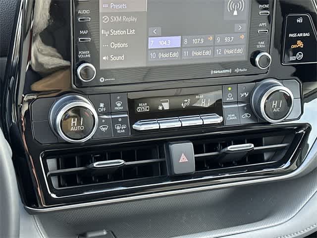 Thumbnail: 2021 Toyota Highlander - 13