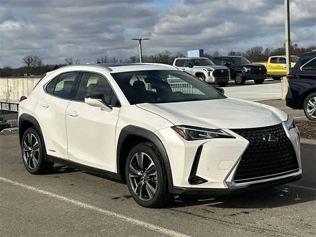 Thumbnail: 2020 Lexus UX - 23