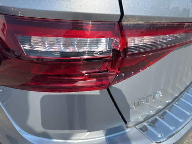 Thumbnail: 2021 Volkswagen Jetta - 5