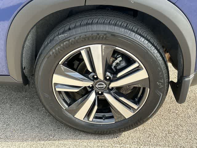 Thumbnail: 2023 Nissan Rogue - 5