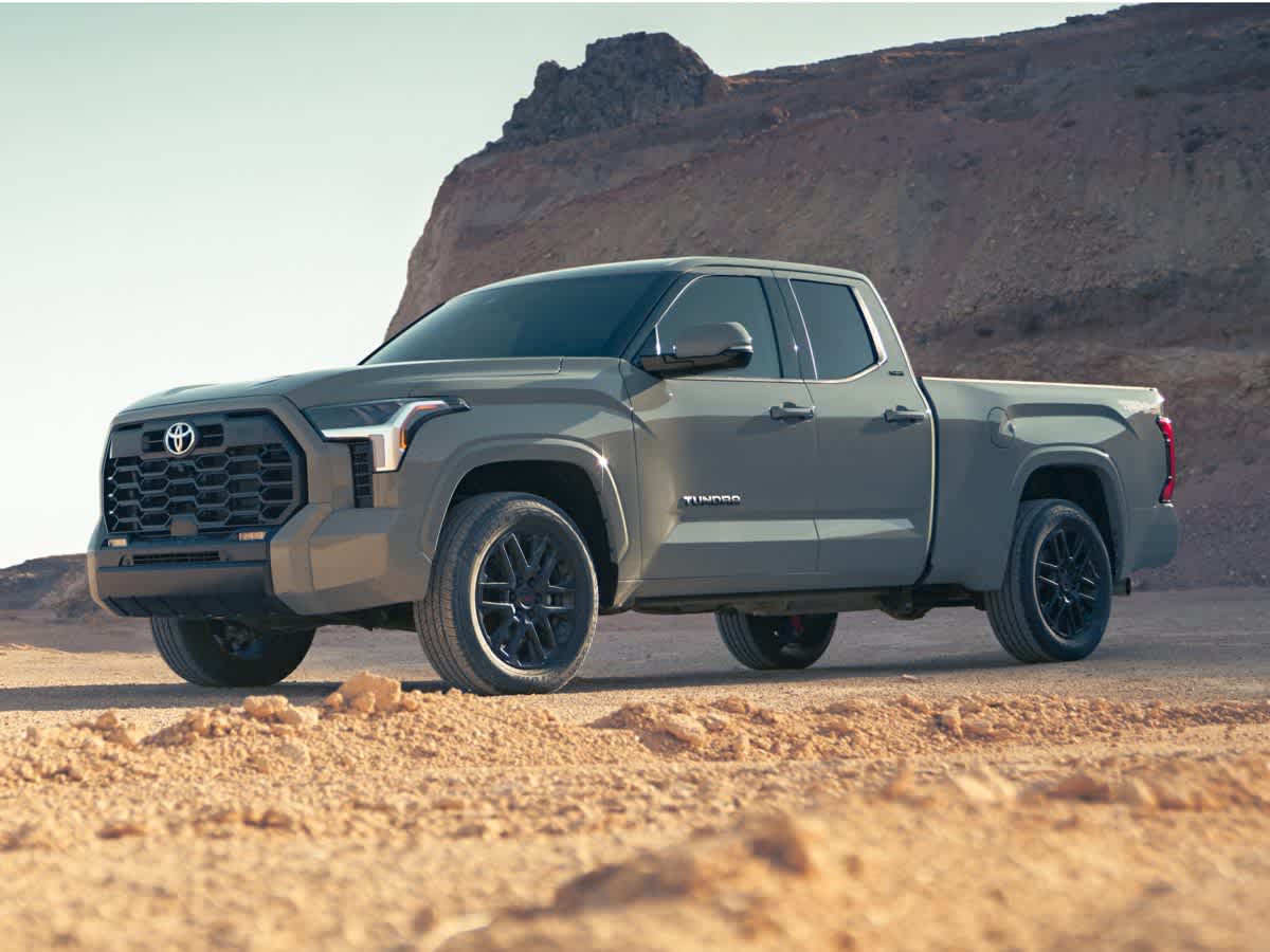 2022 Toyota Tundra SR5 Hero Image