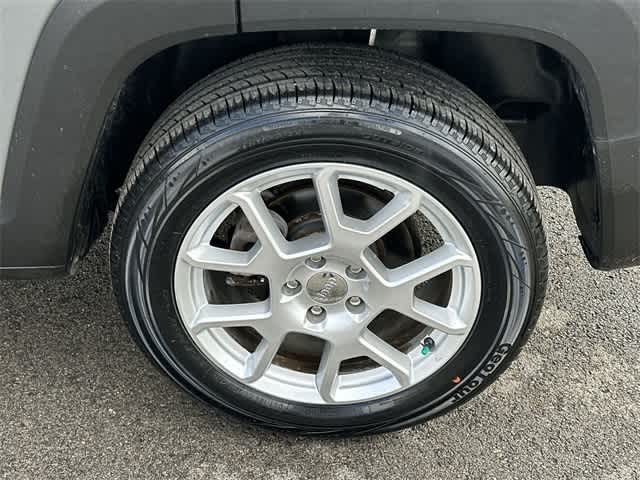 Thumbnail: 2021 Jeep Renegade - 5