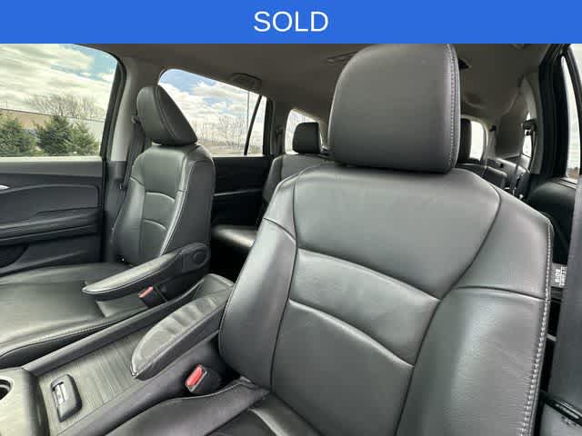 Thumbnail: 2022 Honda Pilot - 16