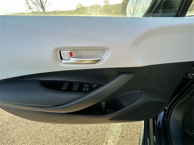 Thumbnail: 2025 Toyota Corolla - 15