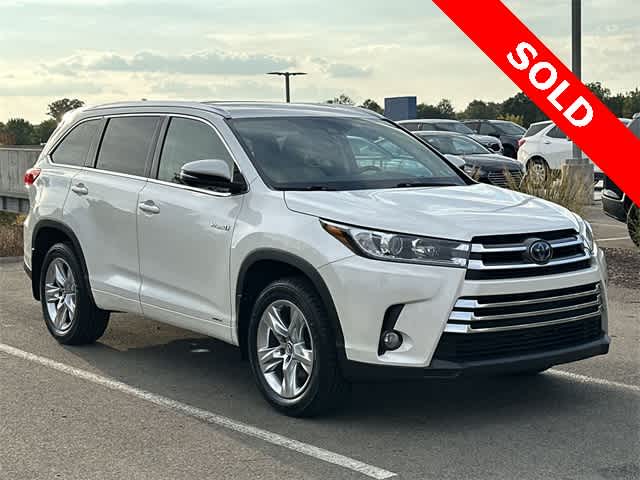 Thumbnail: 2018 Toyota Highlander - 35