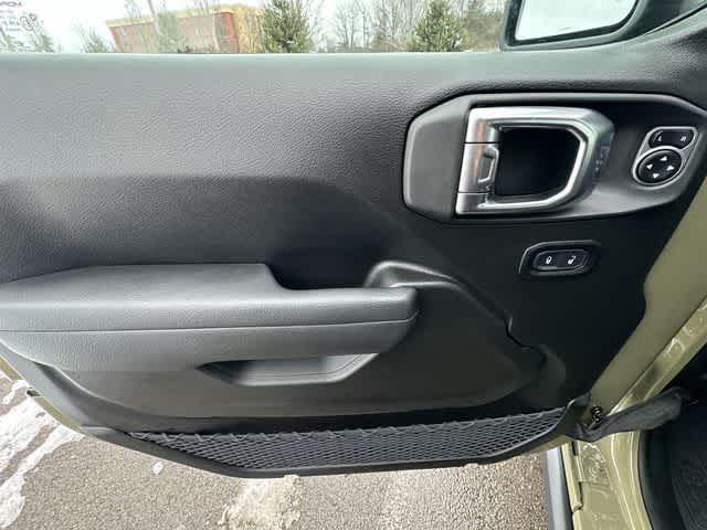 Thumbnail: 2026 Jeep Wrangler - 18