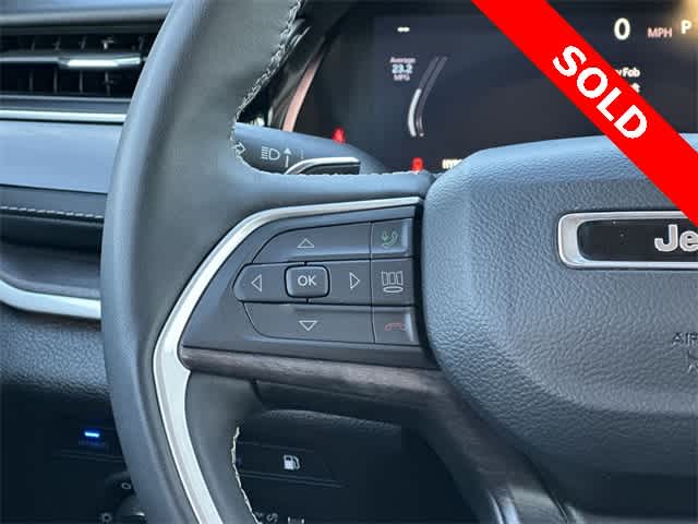 Thumbnail: 2022 Jeep Grand Cherokee - 9